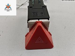 кнопка аварийной сигнализации Volkswagen Caddy 3 поколение 2006, 1.9 л., дизель, МКПП, жёлтый, фургон