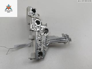 панель заднего левого фонаря BMW 1 серия E81/E82/E87/E88 [рестайлинг] 2007, 2.0 л., дизель, МКПП, серый, хетчбэк 5 дв., 7164963