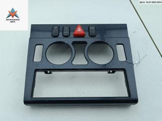 кнопка аварийной сигнализации Mercedes-Benz E-Класс W210/S210 [рестайлинг] 2002, 2108210071