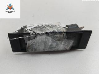 подсветка номера BMW 1 серия E81/E82/E87/E88 [рестайлинг] 2007, 2.0 л., дизель, МКПП, серый, хетчбэк 5 дв., 01112410