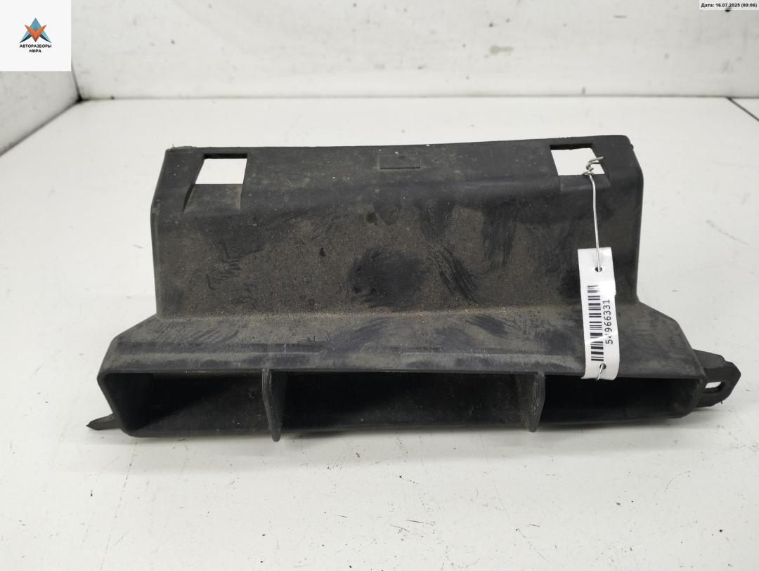 воздуховод Volkswagen Golf 5 поколение 2004, 1.4 л., бензин, МКПП, серый, хетчбэк 5 дв., 1K0805971 - фото №1