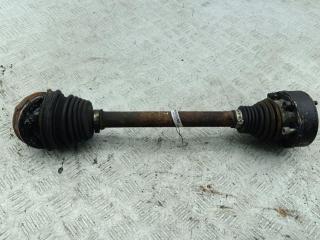 полуось передняя левая (приводной вал, ШРУС) Volkswagen Passat B6 2005, 1.6 л., бензин, МКПП, синий, универсал
