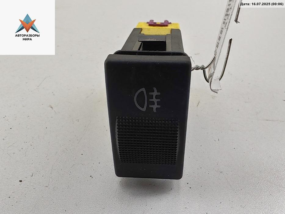 кнопка противотуманных фар Audi A4 B5 1997, 1.8 л., бензин, МКПП, серый, универсал, 4D0941563 - фото №1