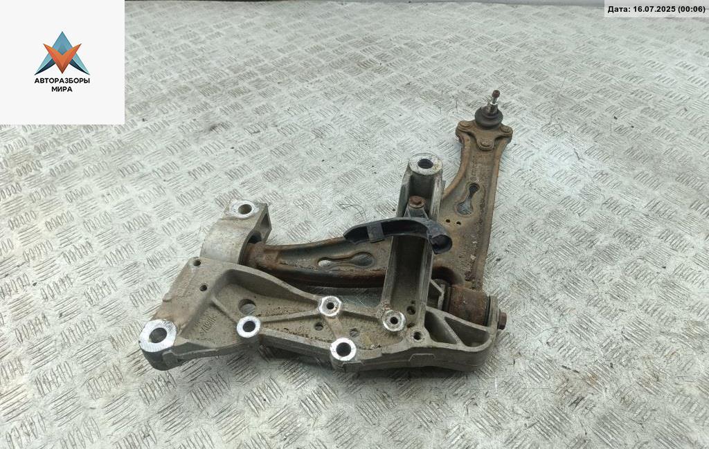 рычаг передний левый Skoda Octavia mk2 (A5 1Z) 2004, 2.0 л., дизель, МКПП, серый, хетчбэк 5 дв. - фото №1