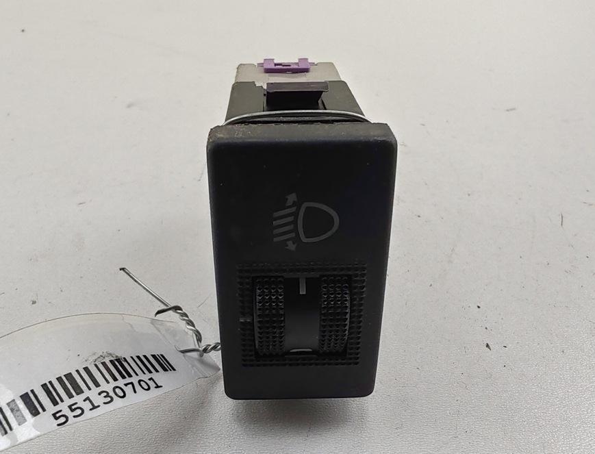 кнопка противотуманных фар Audi A4 B5 1997, 1.8 л., бензин, МКПП, серый, универсал, 8D0941301