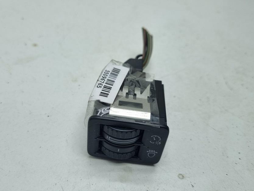 кнопка корректора фар Volkswagen Passat B6 2008, 1.4 л., бензин, МКПП, чёрный, универсал, 3C0941333A