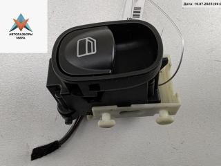 кнопка стеклоподъемника заднего левого Mercedes-Benz C-Класс W203/S203/CL203 2003, 2.2 л., дизель, АКПП, серый, седан, 2038200210