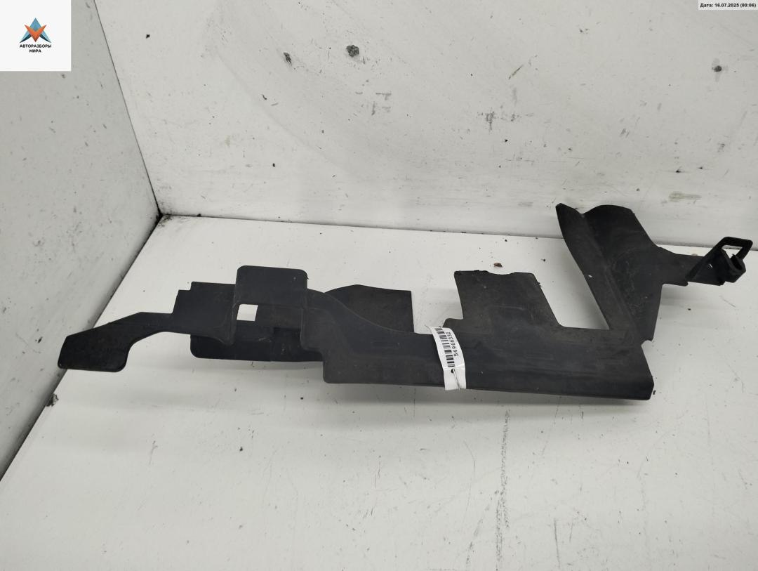 воздуховод Volkswagen Golf 5 поколение 2004, 1.4 л., бензин, МКПП, серый, хетчбэк 5 дв., 1K0121284E - фото №1