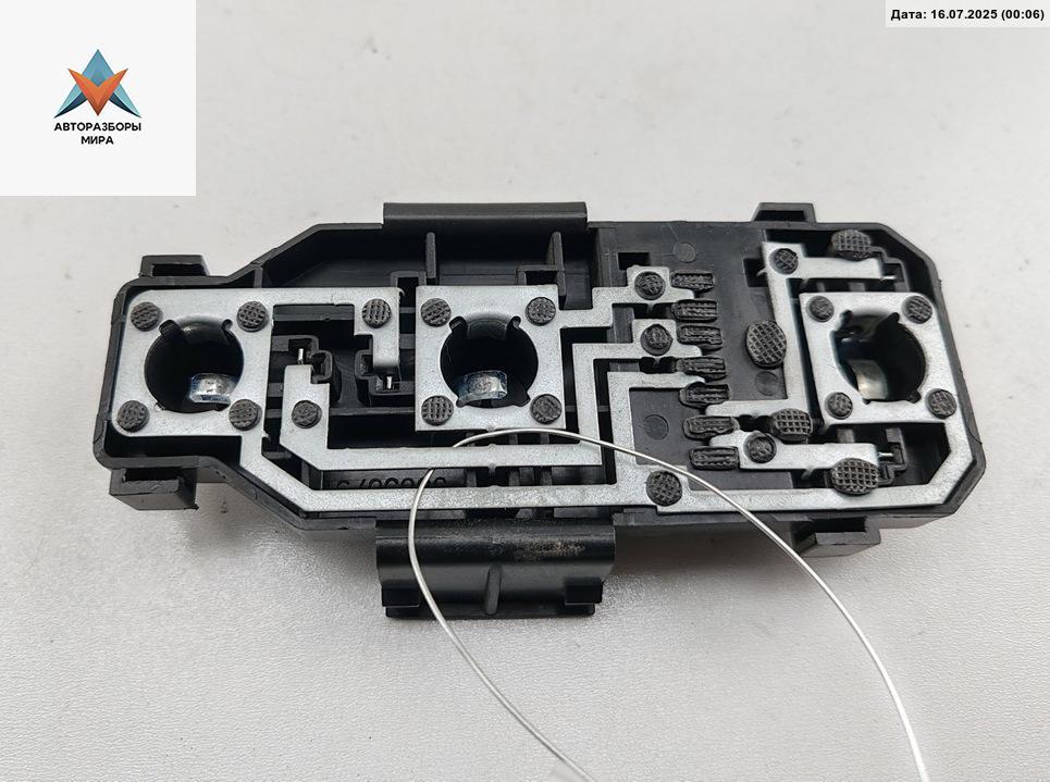 панель заднего левого фонаря Audi A6 4B/C5 1998, 2.4 л., бензин, АКПП, синий, универсал, BL3158B - фото №1