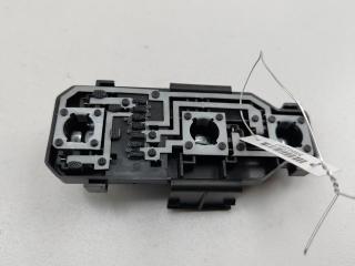 панель заднего левого фонаря Audi A6 4B/C5 1998, 2.5 л., дизель, АКПП, чёрный, универсал, 38890751
