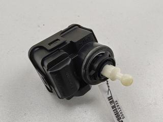 корректор фар Audi A6 4B/C5 1998, 2.5 л., дизель, МКПП, серый, седан, 8L0941295