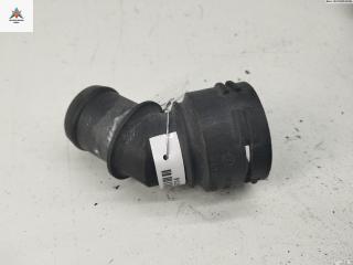 фланец (тройник) системы охлаждения Volkswagen Bora 1 поколение 2004, 2.0 л., бензин, МКПП, чёрный, седан, 1J0121619