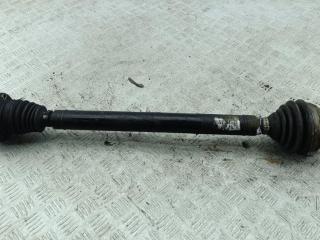 полуось передняя правая (приводной вал, ШРУС) Volkswagen Passat B6 2007, 2.0 л., дизель, МКПП, синий, универсал