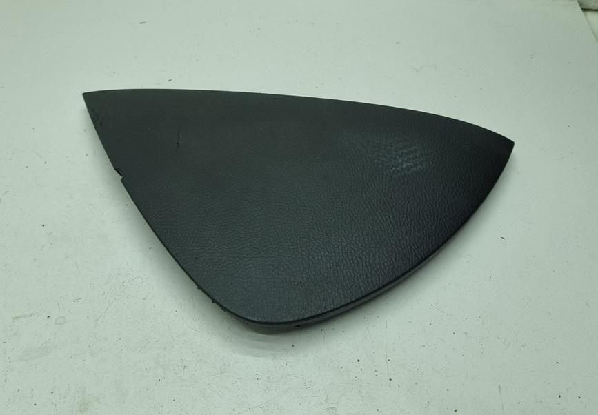 накладка на торпедо (консоль) Volkswagen Passat B6 2005, 1.6 л., бензин, МКПП, синий, универсал, 3C1858217B