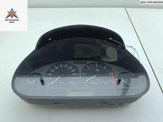 приборная панель BMW 3 серия E46 [рестайлинг] 2004, 2.0 л., дизель, МКПП, зелёный, седан, 6940870