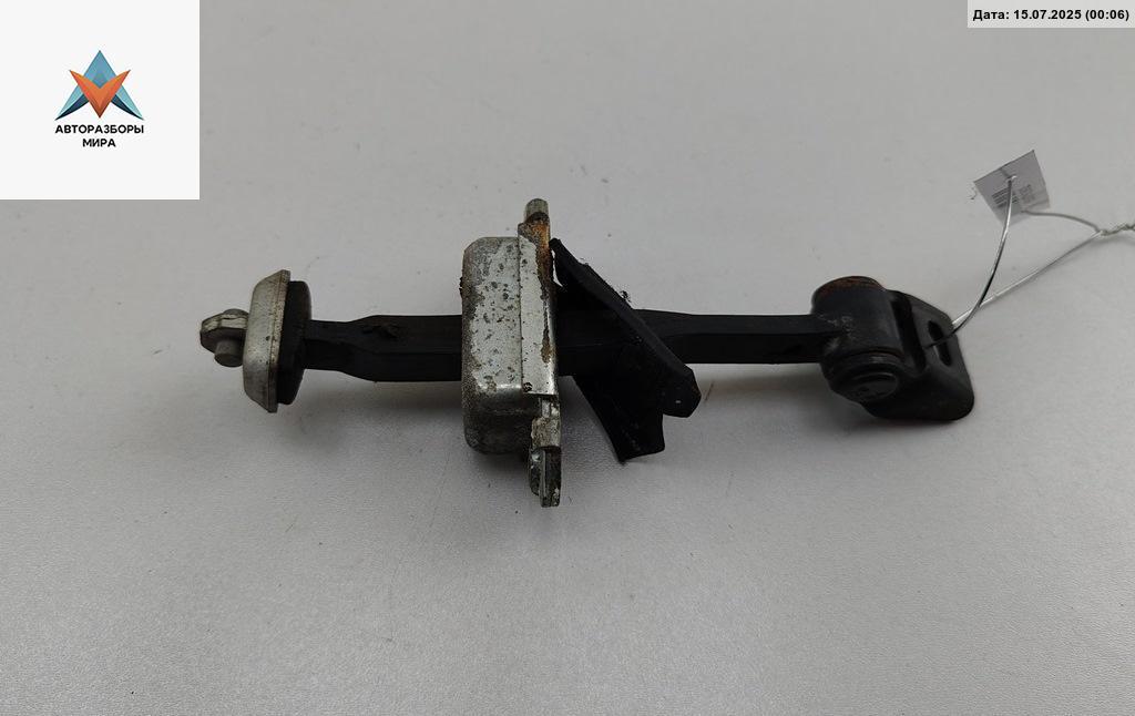 Ограничитель открывания двери задней Skoda Octavia mk2 (A5 1Z) 2004, хетчбэк 5 дв., 1Z0839249 - фото №1