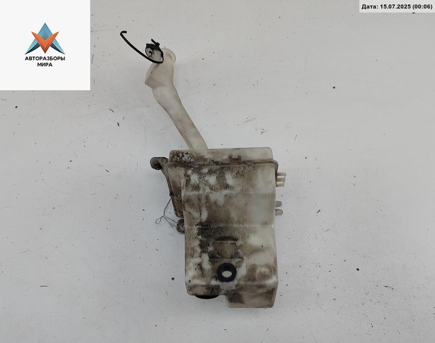 бачок омывателя Kia Rio 2 поколение 2006, 1.4 л., бензин, хетчбэк 5 дв., 986101G001 - фото №1