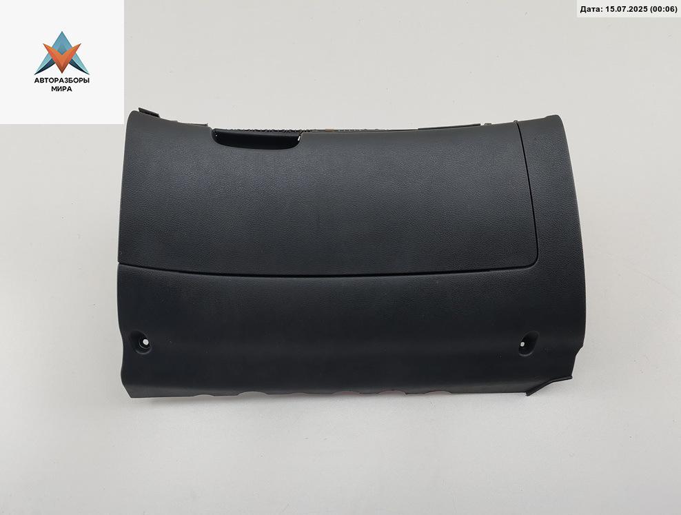 бардачок Skoda Octavia mk2 (A5 1Z) 2004, 2.0 л., дизель, МКПП, серый, хетчбэк 5 дв. - фото №1