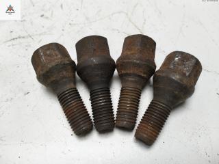 болт колесный Renault Scenic 1 поколение [рестайлинг] 2000, 1.9 л., дизель, МКПП, серый, минивэн, 8200030701