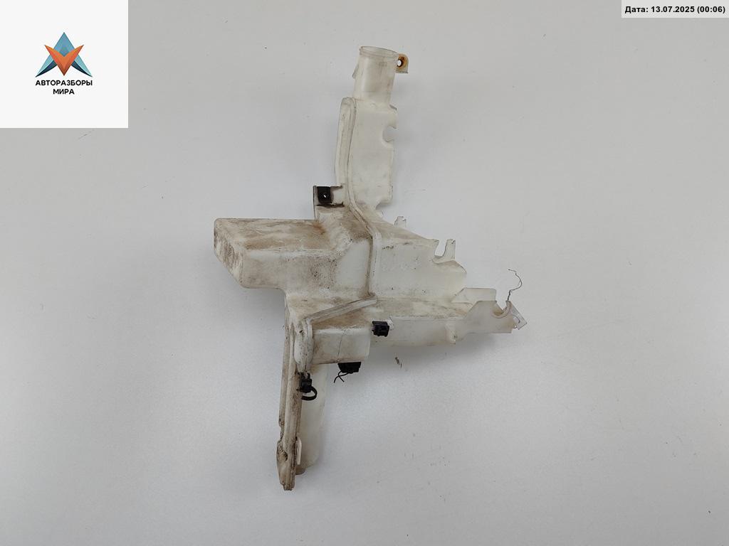 бачок омывателя Volkswagen Passat B6 2005, 1.6 л., бензин, универсал, 3C0955453 - фото №1