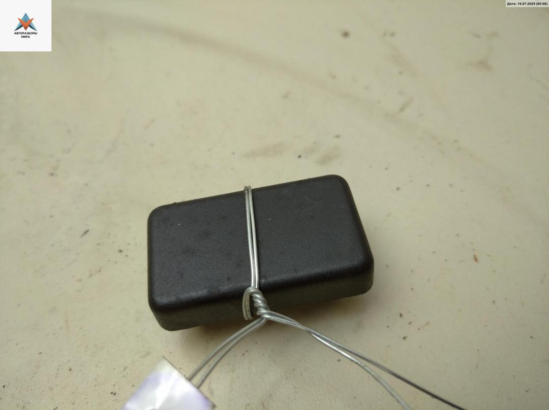 заглушка Volkswagen Transporter T4 1995, 2.4 л., дизель, МКПП, белый, микроавтобус, 357957087 - фото №1