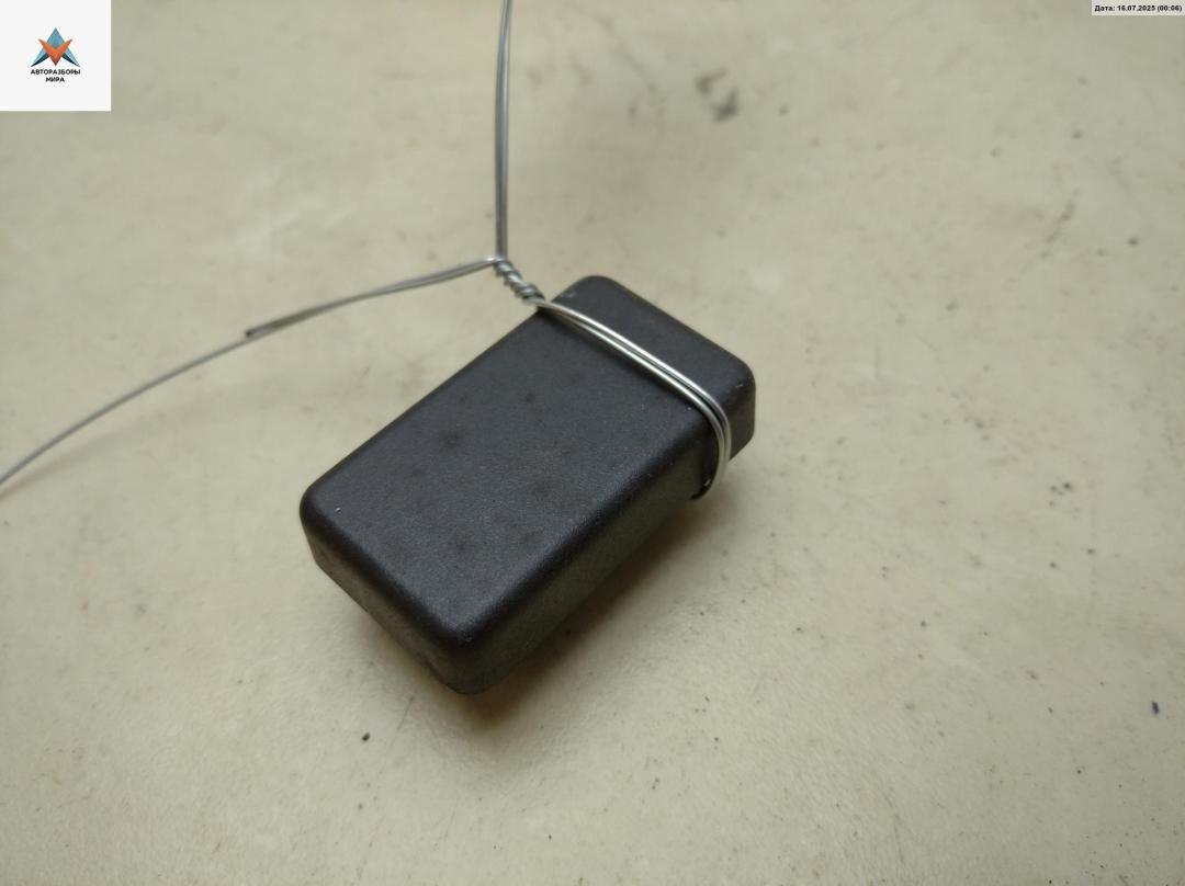 заглушка Volkswagen Transporter T4 1995, 2.4 л., дизель, МКПП, белый, микроавтобус, 357957087 - фото №1