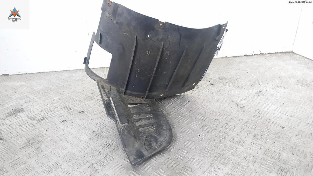 Подкрылок передний правый BMW 5 серия E39 1996, 2.5 л., бензин, седан, 8159425 - фото №1