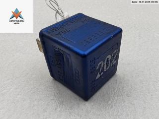 реле (прочие) Audi A4 B6 2002, 2.5 л., дизель, МКПП, синий, универсал, 899587