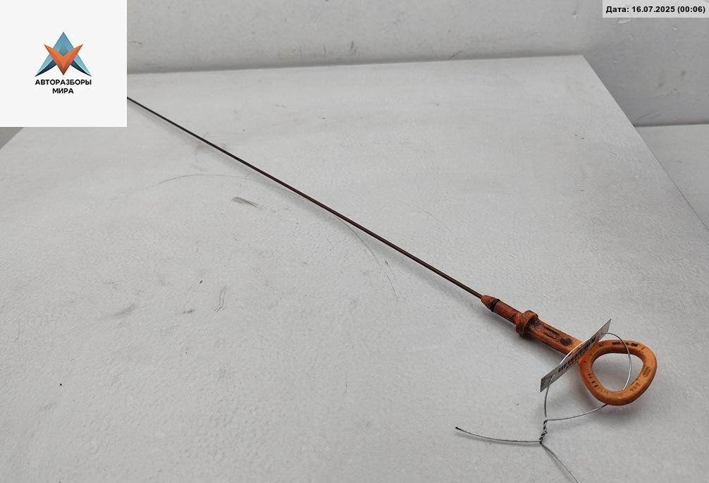 щуп двигателя Audi A4 B6 2002, 2.5 л., дизель, МКПП, синий, универсал, 059115611E - фото №1