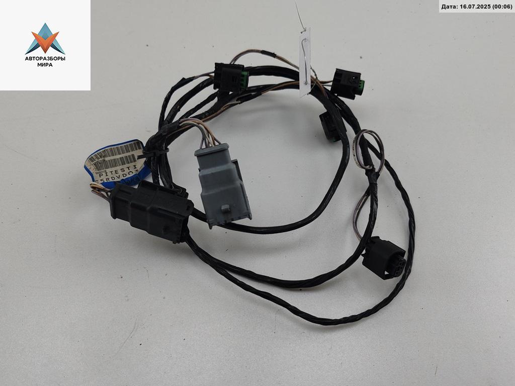 Проводка бампера заднего Renault Laguna 2 поколение 2001, 1.8 л., бензин, АКПП, серый, универсал, 7701052362 - фото №1