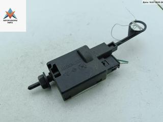 замок лючка топливного бака Renault Scenic 1 поколение [рестайлинг] 2000, 1.9 л., дизель, МКПП, серый, минивэн, 7700420164