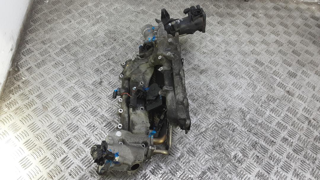 коллектор впускной Mercedes-Benz S-Класс W221 2006, 3.0 л., дизель, АКПП, седан - фото №1