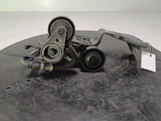 кронштейн генератора Volvo S40 2 поколение 2006, цвет, 30750940