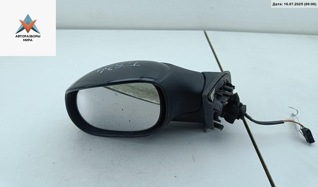 зеркало левое Citroen C3 1 поколение 2005, 1.6 л., дизель, МКПП, серый, хетчбэк 5 дв. - фото №1