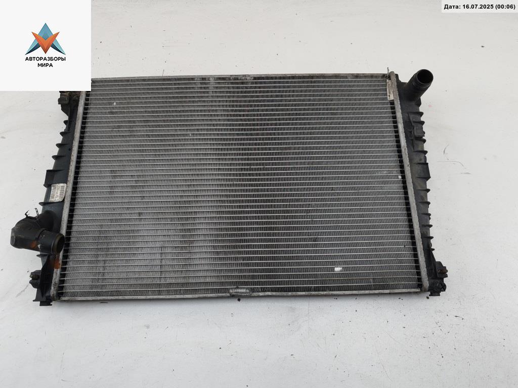 радиатор охлаждения Alfa Romeo 159 1 поколение 2006, 2.4 л., дизель, АКПП, серый, универсал, 60694769 - фото №1