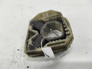 кронштейн радиатора Volkswagen Caddy 2011, 1.6 л., дизель, МКПП, белый, фургон, 1K0121867C