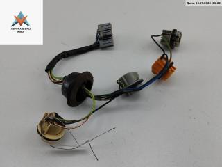 Патрон лампы фонаря Ford Mondeo 3 поколение [рестайлинг] 2006, 1.8 л., бензин, МКПП, серый, универсал