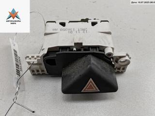 кнопка аварийной сигнализации Ford Focus 1 поколение [рестайлинг] 2001, 1.6 л., i, бензин, МКПП, серый, универсал, 2M5T13A350AA