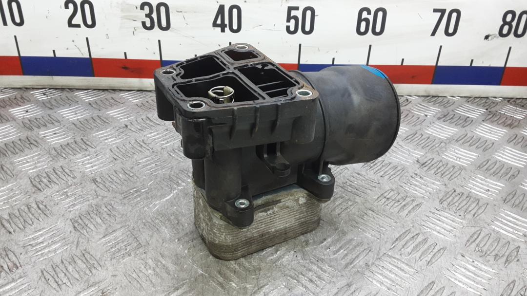 Корпус масляного фильтра дизельный Volkswagen Passat CC 1 поколение 2011, 2.0 л., дизель, МКПП, седан, 03L117021C, 03L115389C - фото №1