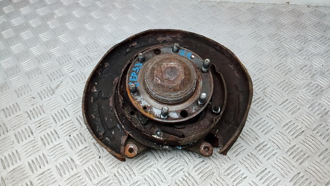 ступица задняя правая Kia Carnival VQ 2009, 2.9 л., дизель, АКПП, минивэн, 52710-4D000, 527604D000 - фото №1