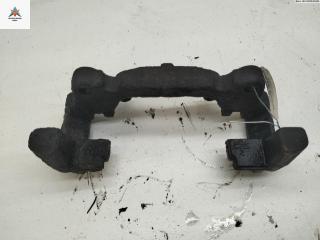 скоба суппорта Volkswagen Golf 5 поколение 2004, 1.4 л., бензин, МКПП, серый, хетчбэк 5 дв.