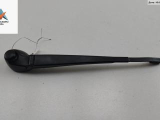 Щеткодержатель (поводок стеклоочистителя) задний Volkswagen Golf 4 поколение 2000, 1.9 л., дизель, МКПП, синий, универсал, 1J9955707