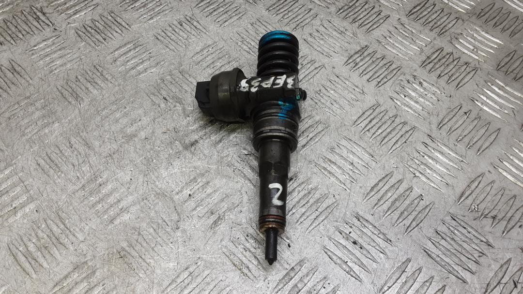 форсунка Volkswagen Touran 1 поколение 2005, 1.9 л., дизель, МКПП, минивэн, 038130073AG, 0414720215, PDB016, 038130079GX - фото №1