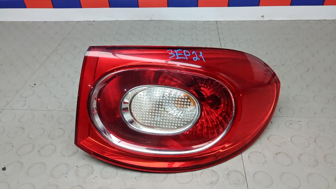 фонарь задний правый Volkswagen Tiguan 1 поколение 2009, 2.0 л., дизель, МКПП, внедорожник 5 дв., 5N0945096H - фото №1