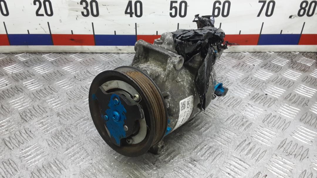компрессор кондиционера Volkswagen Passat CC 1 поколение 2010, 2.0 л., дизель, АКПП, седан, 5NO820803E - фото №1