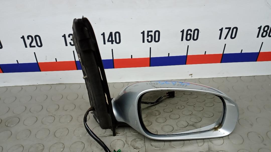зеркало правое Volkswagen Touran 1 поколение 2005, 1.9 л., дизель, МКПП, минивэн, 1T2857508L, 1T0857538A, 1T0857522F - фото №1