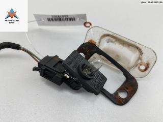 подсветка номера Volkswagen Golf 3 поколение 1995, 1.6 л., бензин, МКПП, чёрный, хетчбэк 5 дв., 1H0943115B