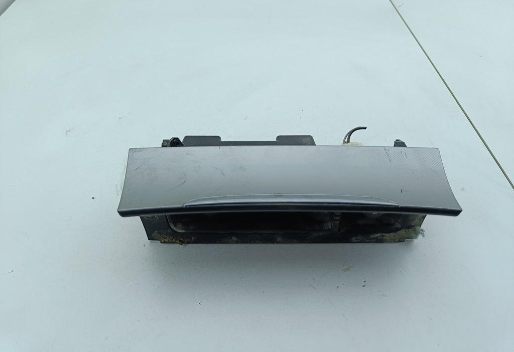 пепельница Volkswagen Passat B6 2007, 2.0 л., дизель, МКПП, синий, универсал, 3C0863284