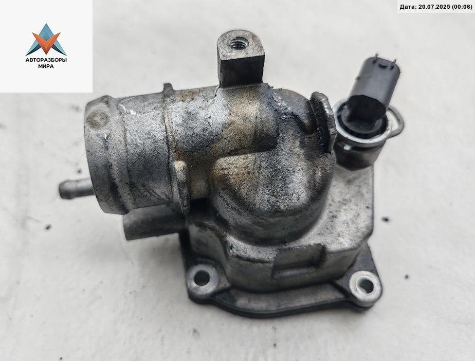 корпус термостата Mercedes-Benz C-Класс W203/S203/CL203 2003, 2.2 л., дизель, АКПП, серый, седан, 6462000015 - фото №1