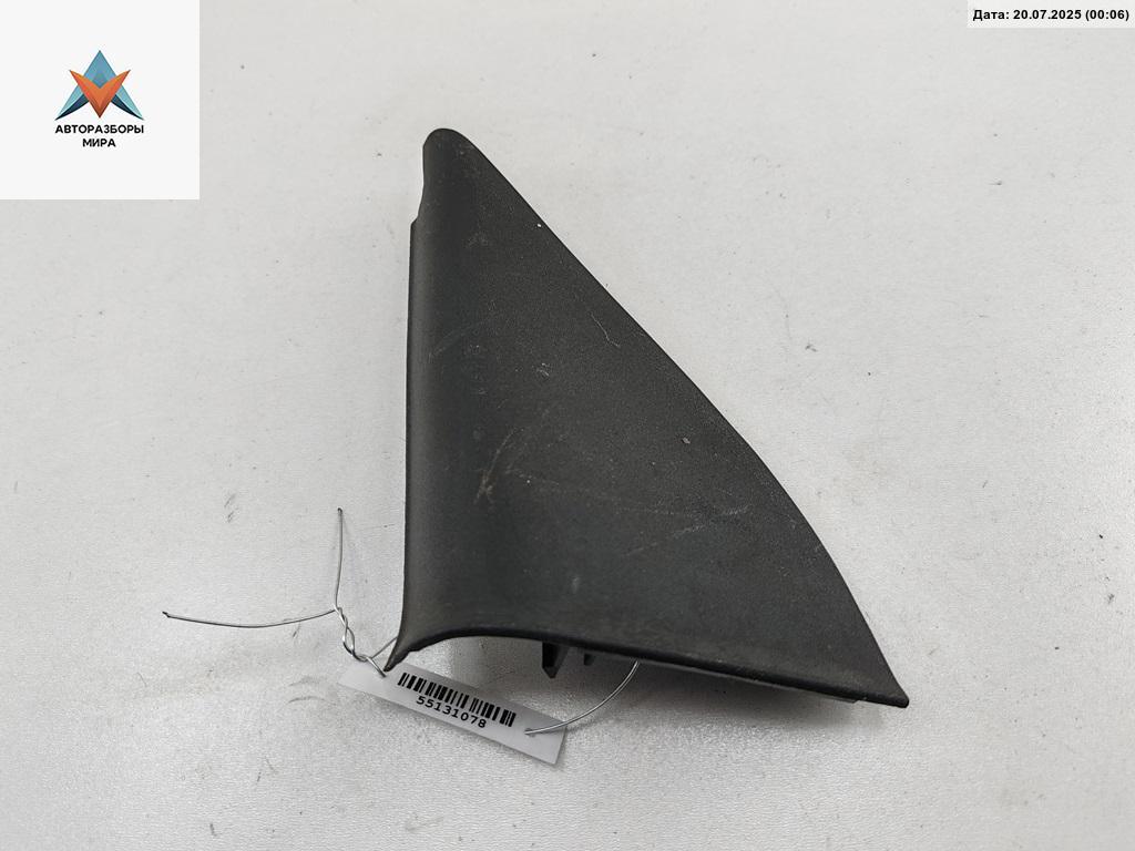 накладка на зеркало Volkswagen Golf 3 поколение 1993, 1.4 л., бензин, МКПП, серый, хетчбэк 5 дв., 1HO837993A - фото №1